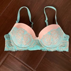 Victoria’s Secret VS Dream Angels Lace Demi Bra in Turquoise and Pink 34B EUC